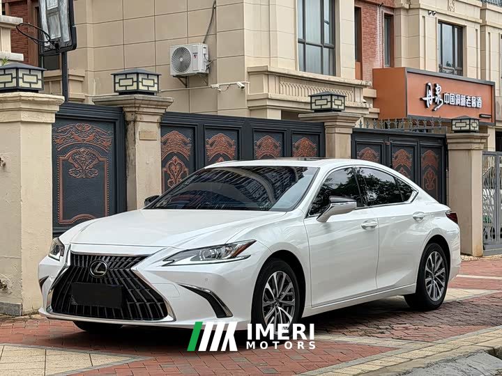 Lexus ES 2023 200 Excellence Edition - ავტომობილი ჩინეთიდან
