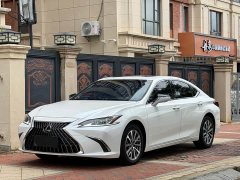 Lexus ES 2023 200 Excellence Edition - ფოტო 1