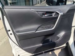 Toyota RAV4 2023 2.0L CVT FWD 20th Anniversary Platinum Edition - ფოტო 15