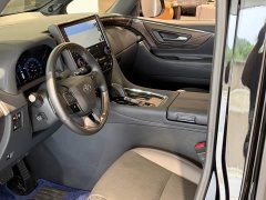 Toyota Alphard Hybrid 2.5L Premium Edition - ფოტო 4
