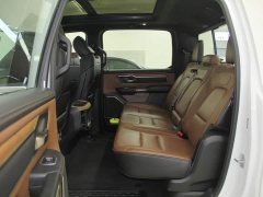 Ram Trucks 2022 5.7L Canadian Spec - ფოტო 7