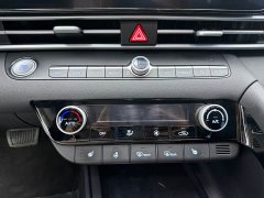 Hyundai Elantra 2023 1.5L CVT Luxury - ფოტო 13