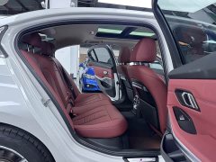 BMW 3 Series 325Li M Sport Package - ფოტო 13