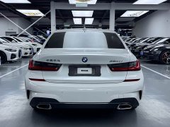 BMW 3 Series 325Li M Sport Package - ფოტო 18