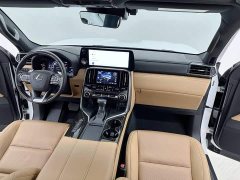 Lexus LX 600 Middle East Edition - ფოტო 13