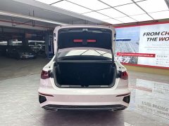 Audi A3 A3L Limousine 35 TFSI Luxury Sport - ფოტო 18