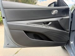 Hyundai Elantra 2022 1.5L CVT Luxury - ფოტო 10