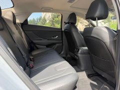 Hyundai Elantra 2022 1.5L CVT Luxury - ფოტო 15