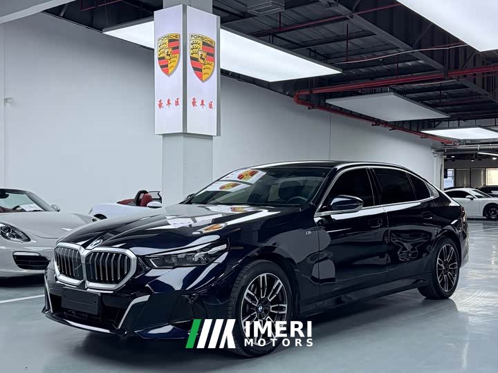 BMW 5 Series 525Li M Sport Package - ავტომობილი ჩინეთიდან