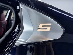 BMW 5 Series 525Li M Sport Package - ფოტო 17