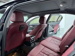 BMW 5 Series 525Li M Sport Package - ფოტო 9