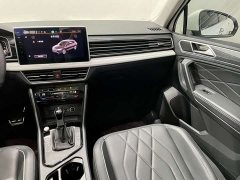 Volkswagen Tiguan L Outstanding Edition 330TSI Automatic Two-Wheel Drive R-Line Dragon Shine Version - ფოტო 15