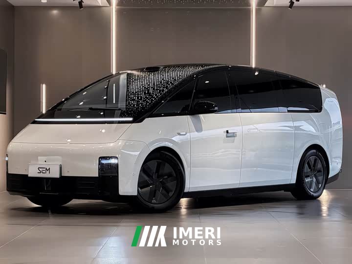 Li Auto MEGA Home Family Edition - ავტომობილი ჩინეთიდან