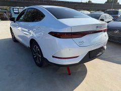 BYD Qin Plus DM-i 210KM Entry-Level - ფოტო 8