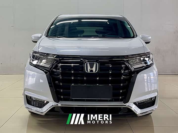 Honda Elysion 2.0L e:HEV Classic - ავტომობილი ჩინეთიდან