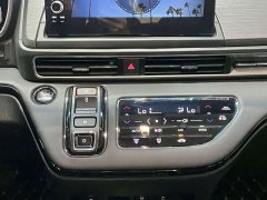 Honda Elysion 2.0L e:HEV Classic - ფოტო 15