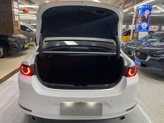 Mazda3 Axela 2022 2.0L Automatic Radiance Edition - ფოტო 11