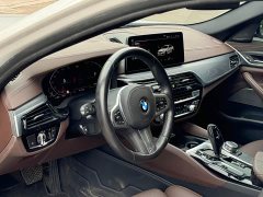 BMW 5 Series 530Li Luxury M Sport Package - ფოტო 4