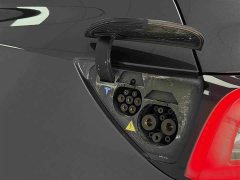Tesla Model Y Rear-Wheel Drive - ფოტო 14