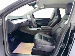 Tesla Model Y Rear-Wheel Drive - ფოტო 4
