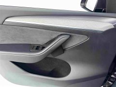 Tesla Model Y Rear-Wheel Drive - ფოტო 8