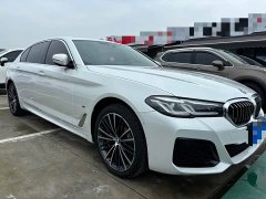 BMW 5 Series 530Li Premier M Sport Package - ფოტო 3