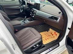 BMW 5 Series 530Li Premier M Sport Package - ფოტო 4