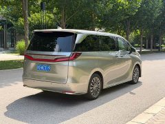 Lexus LM 2023 350h Seven-Seater Elegant Edition - ფოტო 4