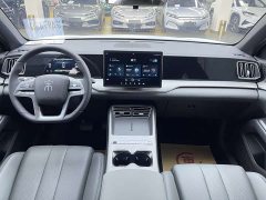 BYD Song Pro New Energy DM-i 133KM Entry-Level - ფოტო 6