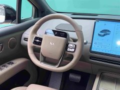 Li Auto i6 Two-Wheel Drive Standard - ფოტო 8