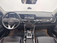 Kia Situs 1.5L CVT Luxury - ფოტო 12