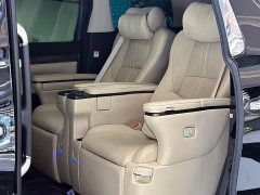 Toyota Alphard 2023 Hybrid 2.5L Premium Gold Edition - ფოტო 7