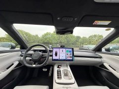 Xiaomi SU7 Quad Motor Max Founder Edition - ფოტო 8