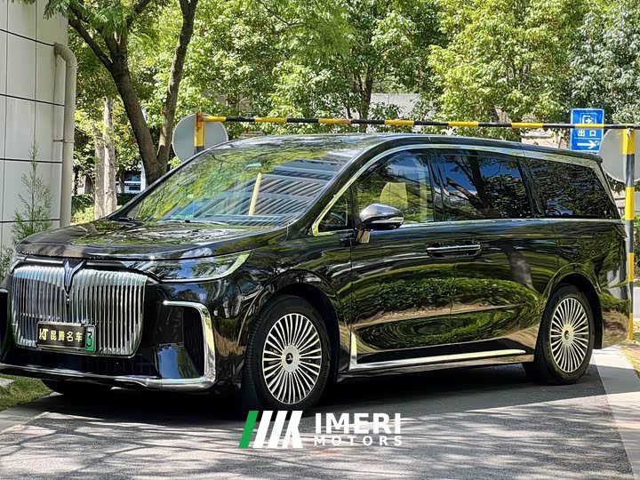 Voyah Lantu Dreamchaser PHEV AWD Luxury Kunpeng Edition