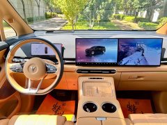 Voyah Lantu Dreamchaser PHEV AWD Luxury Kunpeng Edition - ფოტო 12