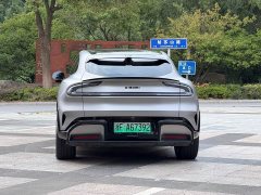 Xiaomi YU7 Four-Wheel Drive Max Edition - ფოტო 4