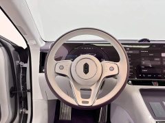 Geely Zun S800 2025 Extended Range Starlight Executive Edition 4-Seater (192-line LiDAR) - ფოტო 17