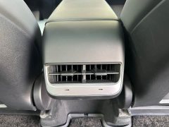 Tesla Model Y 2022 Facelift Long Range All-Wheel Drive - ფოტო 18