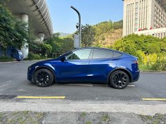 Tesla Model Y 2022 Facelift Long Range All-Wheel Drive - ფოტო 3