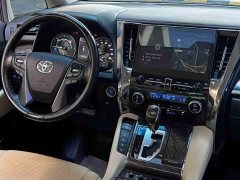 Toyota Vellfire Crown Hybrid 2.5L HV Luxury Edition - ფოტო 16