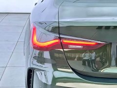 BMW 4 Series 425i M Sport Package - ფოტო 9