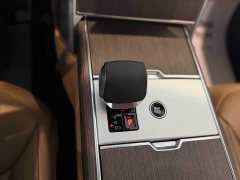 Land Rover Range Rover 3.0L V6 400PS Extended Wheelbase Prestige Edition - ფოტო 13
