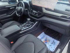 Toyota Highlander 2023 2.5L Intelligent Hybrid AWD Premium 7-Seater - ფოტო 7