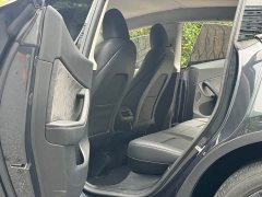 Tesla Model Y Long Range All-Wheel Drive - ფოტო 9