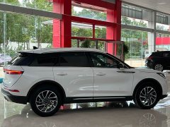 Lincoln Explorer 2022 2.0T Two-Wheel Drive Premium - ფოტო 2
