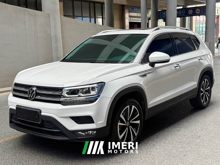Volkswagen Touareg 2022 280TSI FWD Luxury Edition - ავტომობილი ჩინეთიდან