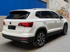 Volkswagen Touareg 2022 280TSI FWD Luxury Edition - ფოტო 4