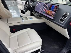 Li Auto L7 Pro - ფოტო 9