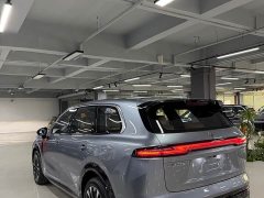 Wuling Huajing S 235km AWD Qiankun Premium Edition - ფოტო 12