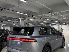 Wuling Huajing S 235km AWD Qiankun Premium Edition - ფოტო 9